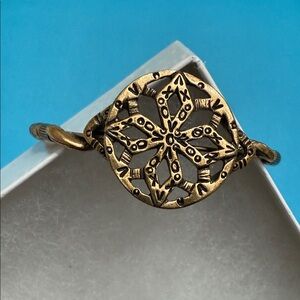 Alex and Ani Baraka Wrap Bangle Bracelet in Rafaelian Gold